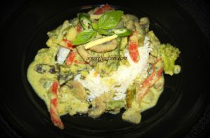 thai-green-curry-feature-image-logo